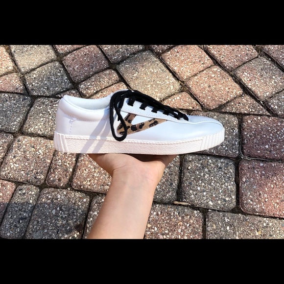 tretorn nylite 25 plus